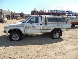 1983 TOYOTA PICK UP 2.4 MT 4X4 Z20955